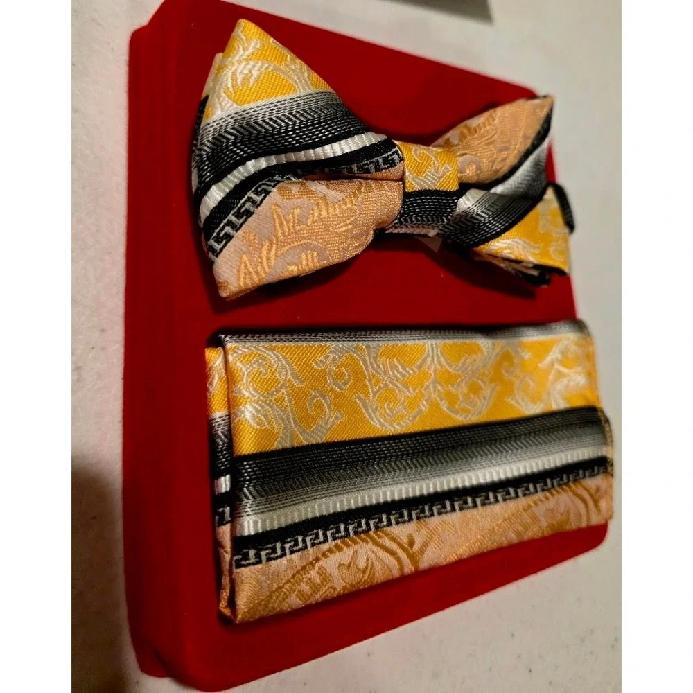 Boys Formal Carolina Bay Bowtie and Handkerchief Set